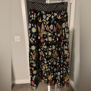 Alice + Olivia Embroidered Skirt Size 2